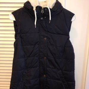 NAVY BLUE WINTER VEST